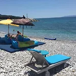 Agali 2 Maizonette Front Of The Sea * Akrogiali