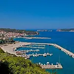 Lägenhet Agali 2 Maizonette Front Of The Sea Akrogiali