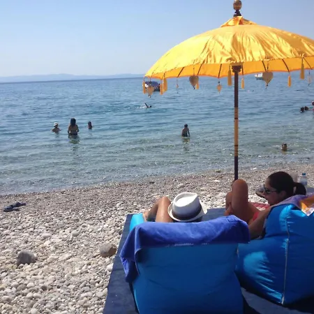 Agali 2 Maizonette Front Of The Sea * Akrogiali