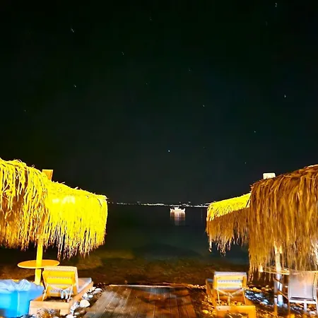 Agali 2 Maizonette Front Of The Sea * Akrogiali