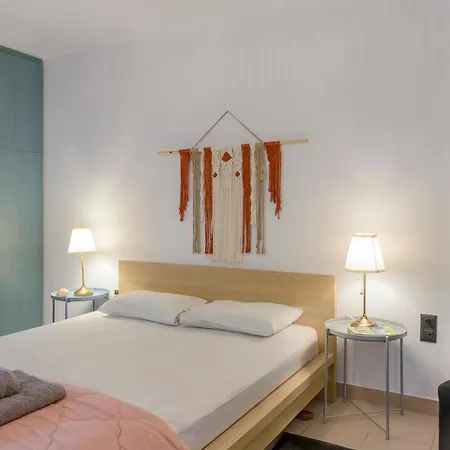 Agali 2 Maizonette Front Of The Sea Apartment Akrogiali