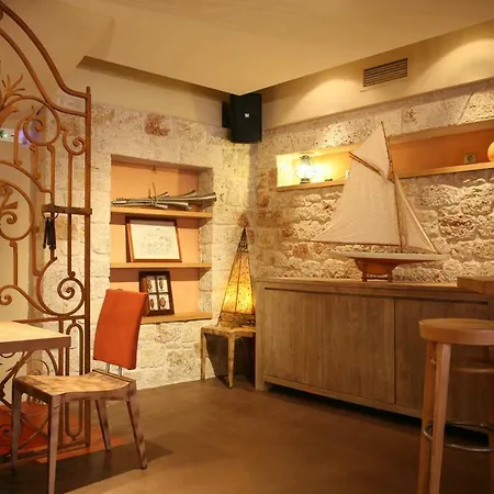 Daire Agali 2 Maizonette Front Of The Sea *