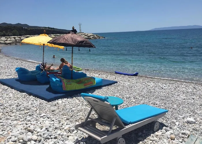 Agali 2 Maizonette Front Of The Sea * Akrogiali