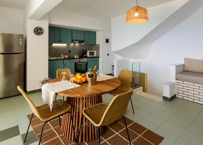 Agali 2 Maizonette Front Of The Sea Apartman *