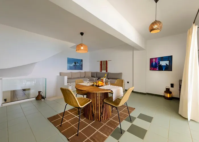 Agali 2 Maizonette Front Of The Sea * Akrojáli