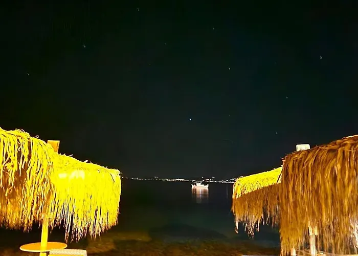 Agali 2 Maizonette Front Of The Sea * Akrogiali